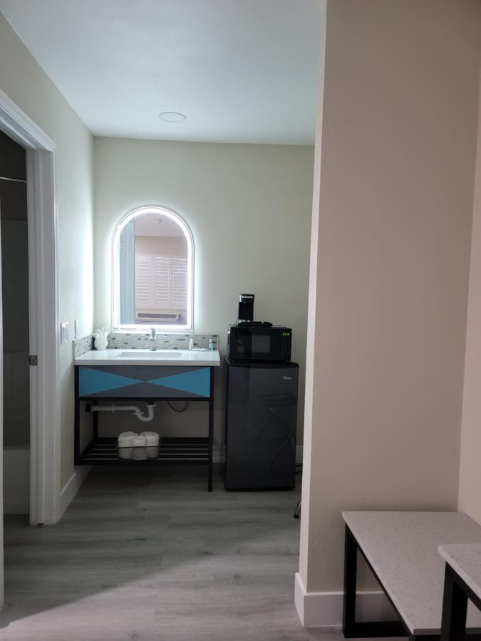 Quality Inn Victorville - Hesperia I-15 외부 사진