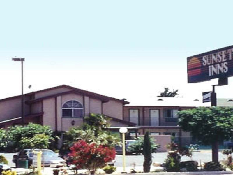 Quality Inn Victorville - Hesperia I-15 외부 사진